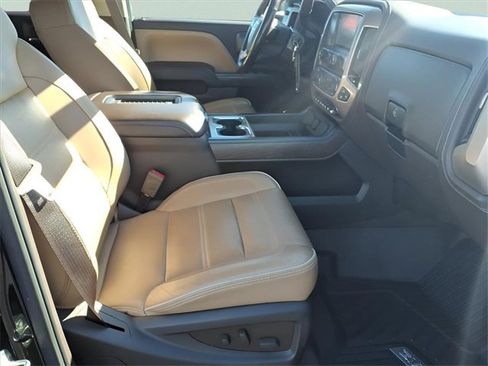 Used 2017 GMC Sierra 3500 Denali w/ Duramax Plus Package image 19