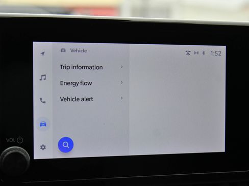 Used 2023 Toyota RAV4 LE image 21