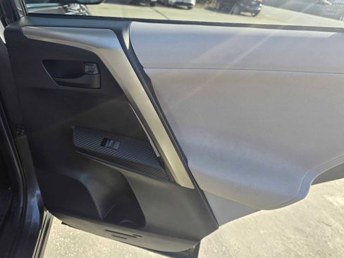 Used 2013 Toyota RAV4 XLE image 13