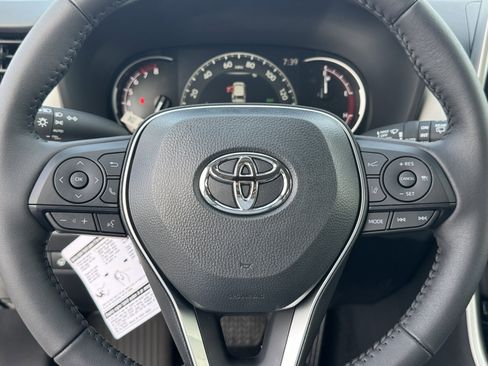 New 2025 Toyota RAV4 XLE image 21