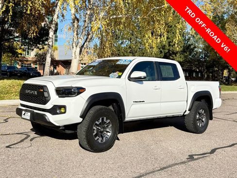 Used 2023 Toyota Tacoma TRD Off-Road image 1