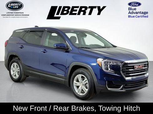 Used 2022 GMC Terrain SLE image 1