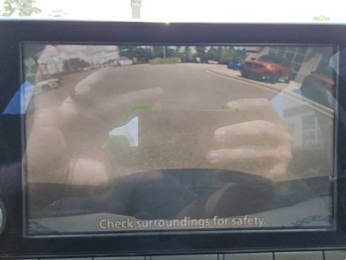 Used 2019 Nissan Altima 2.5 SV FWD image 9