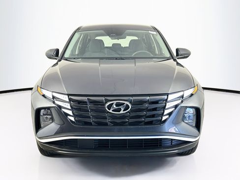 Used 2023 Hyundai Tucson SE AWD/4WD image 2