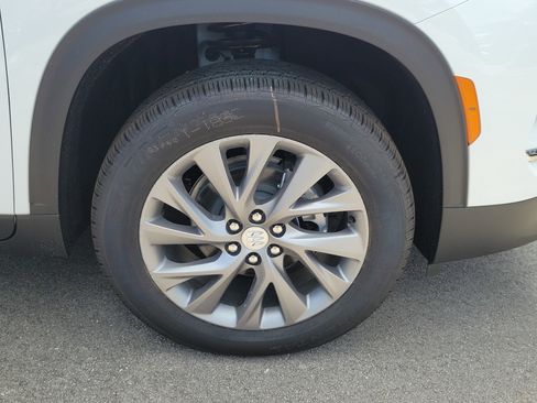 New 2026 Buick Enclave Preferred w/ Power Package FWD image 4