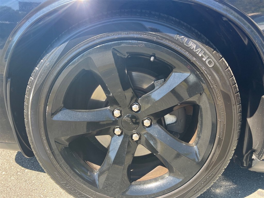 Used 2014 Dodge Challenger R/T Plus RWD image 32
