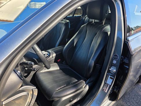 Used 2017 Mercedes-Benz E 300 image 15