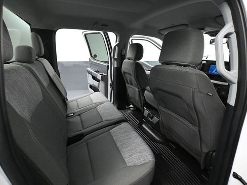 Used 2023 Ford F350 XLT w/ FX4 Off-Road Package image 42