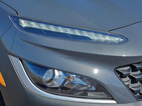 Used 2023 Hyundai Kona SEL w/ Cargo Package FWD image 8