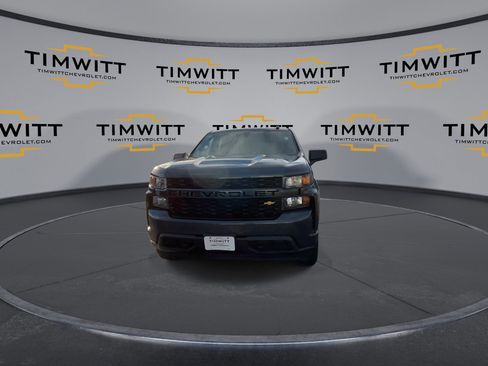 Used 2021 Chevrolet Silverado 1500 Custom image 4