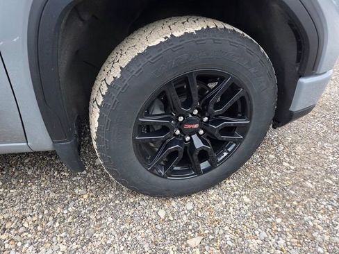 Used 2024 GMC Sierra 1500 Elevation image 5