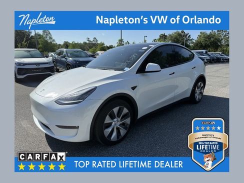 Used 2022 Tesla Model Y Long Range image 1