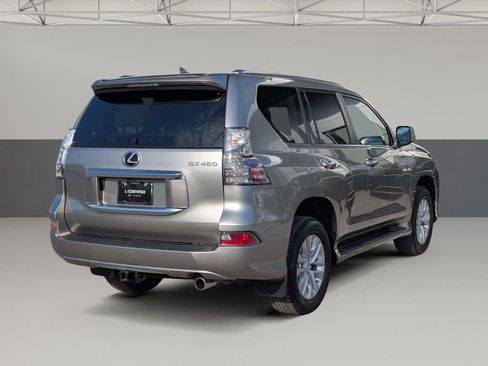 Used 2023 Lexus GX 460 Premium w/ Premium Package image 11