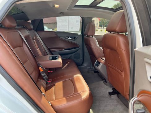 Used 2016 Chevrolet Malibu Premier w/ Driver Confidence Package image 21