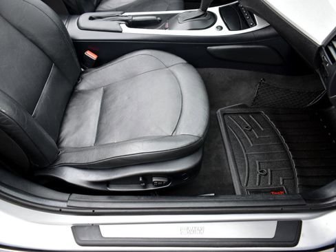 Used 2006 BMW Z4 3.0i image 31