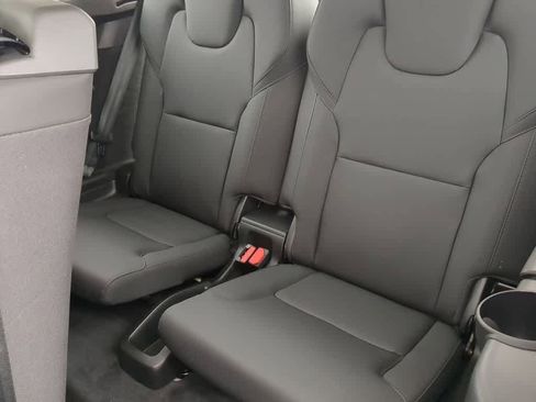 Certified 2026 Volvo XC90 B6 Plus w/ Protection Package Premier image 20