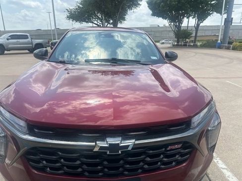 Used 2024 Chevrolet Trax RS image 6