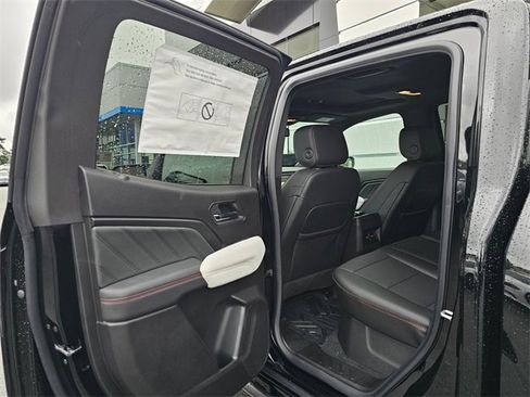 New 2025 GMC Canyon AT4 w/ AT4X Package image 17