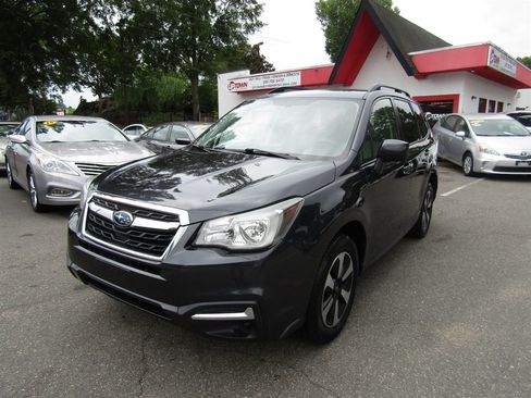 Used 2017 Subaru Forester 2.5i Premium w/ All-Weather Package AWD/4WD image 1