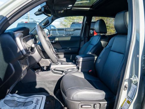 Used 2023 Toyota Tacoma TRD Sport image 20