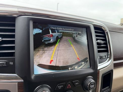 Used 2017 RAM 1500 Laramie w/ Convenience Group AWD/4WD image 28