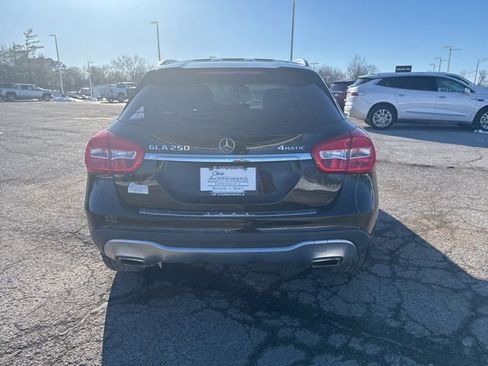 Used 2019 Mercedes-Benz GLA 250 4MATIC image 6