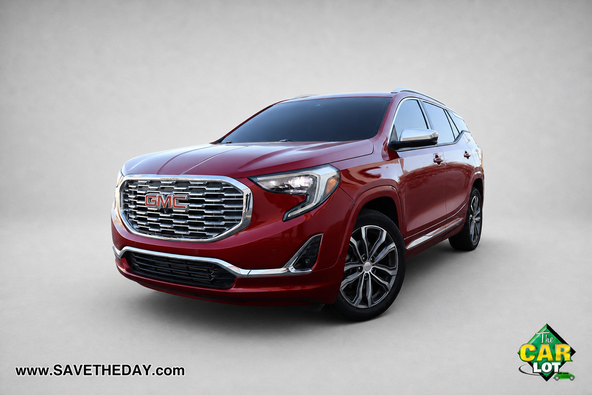 Used 2019 GMC Terrain Denali w/ Advanced Safety Package FWD image 1