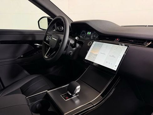Certified 2026 Land Rover Range Rover Evoque S AWD/4WD image 32