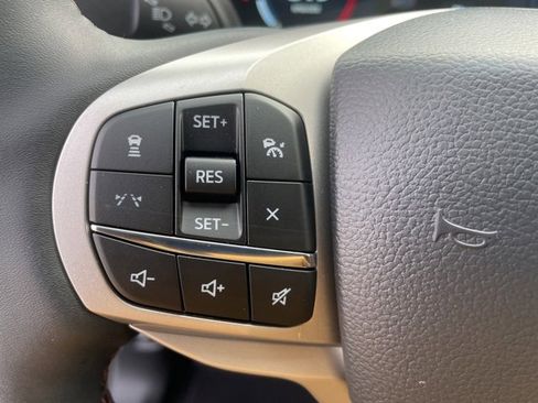 New 2026 Ford Explorer Active image 27