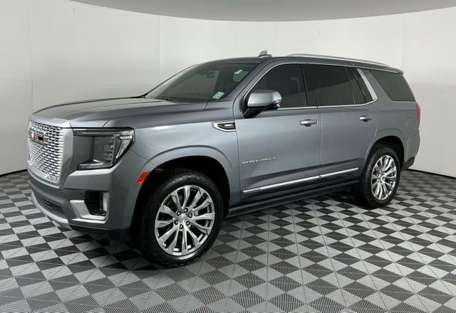 Used 2022 GMC Yukon Denali RWD image 4