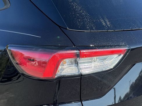 Used 2022 Ford Escape SEL w/ SEL Stealth AWD Package image 7