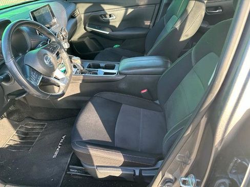 Certified 2021 Nissan Sentra SR w/ Electronics Package FWD image 3