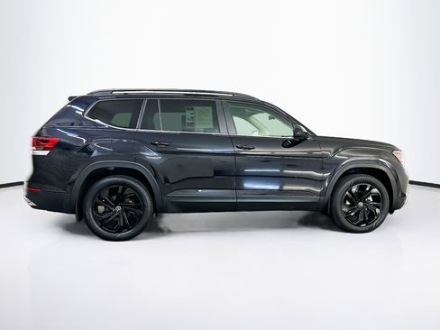 Used 2023 Volkswagen Atlas SE w/ Black Wheel Package AWD/4WD image 10