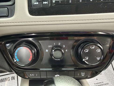 Used 2021 Honda HR-V LX image 23