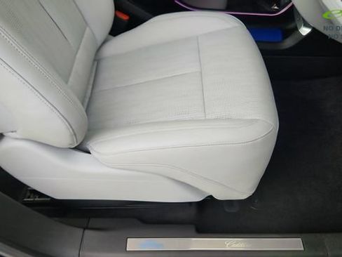 Used 2024 Cadillac Lyriq Luxury RWD image 25