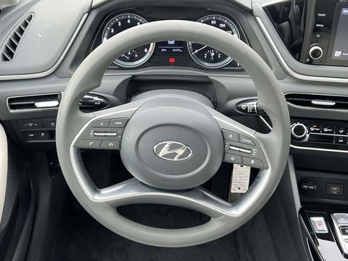 Certified 2023 Hyundai Sonata SE image 13