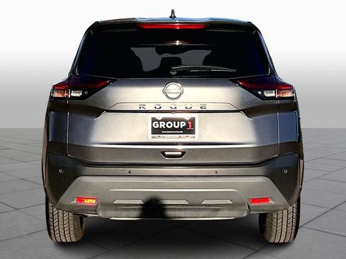 Used 2023 Nissan Rogue S image 4