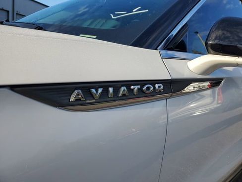Used 2021 Lincoln Aviator Reserve w/ Equipment Group 201A image 7
