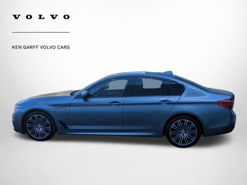 Used 2019 BMW 530e xDrive w/ M Sport Package image 7