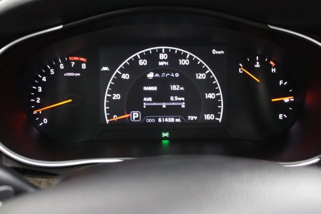 Used 2014 Kia Cadenza Premium w/ Technology Package FWD image 18