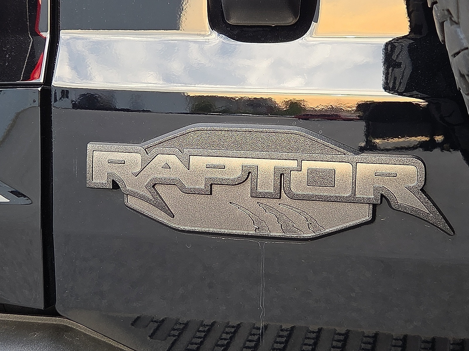 Certified 2025 Ford Bronco Raptor AWD/4WD image 9