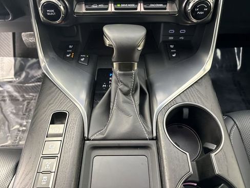 Certified 2025 Lexus LX 600 4WD w/ Interior Upgrade Package image 17