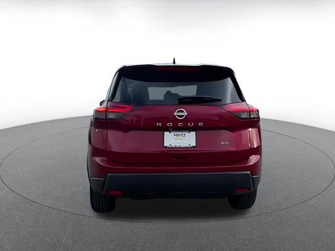 Used 2024 Nissan Rogue SV image 12