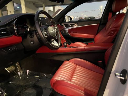 Used 2023 Genesis G70 2.0T w/ Sport Prestige Package image 38