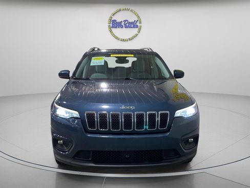 Used 2021 Jeep Cherokee Latitude Plus AWD/4WD image 9