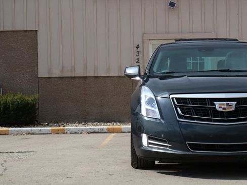 Used 2016 Cadillac XTS Luxury w/ Driver Awareness Package image 4