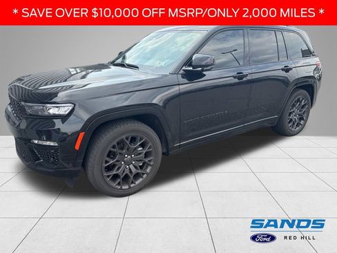 Used 2025 Jeep Grand Cherokee Summit w/ Obsidian Package image 1