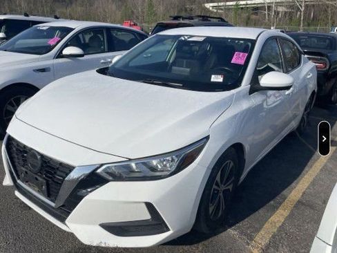 Used 2021 Nissan Sentra SV image 1