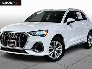 Used 2021 Audi Q3 2.0T Premium w/ Convenience Package video 1