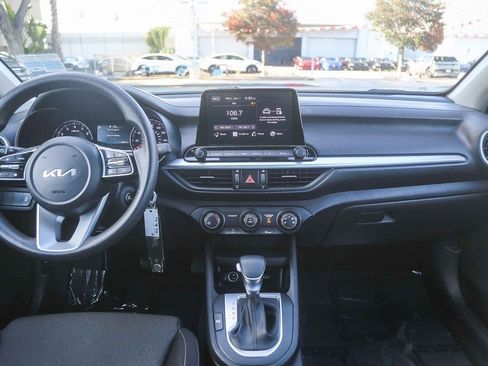 Used 2023 Kia Forte LXS FWD image 11